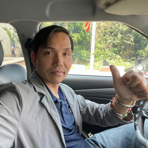 Thầy Thành